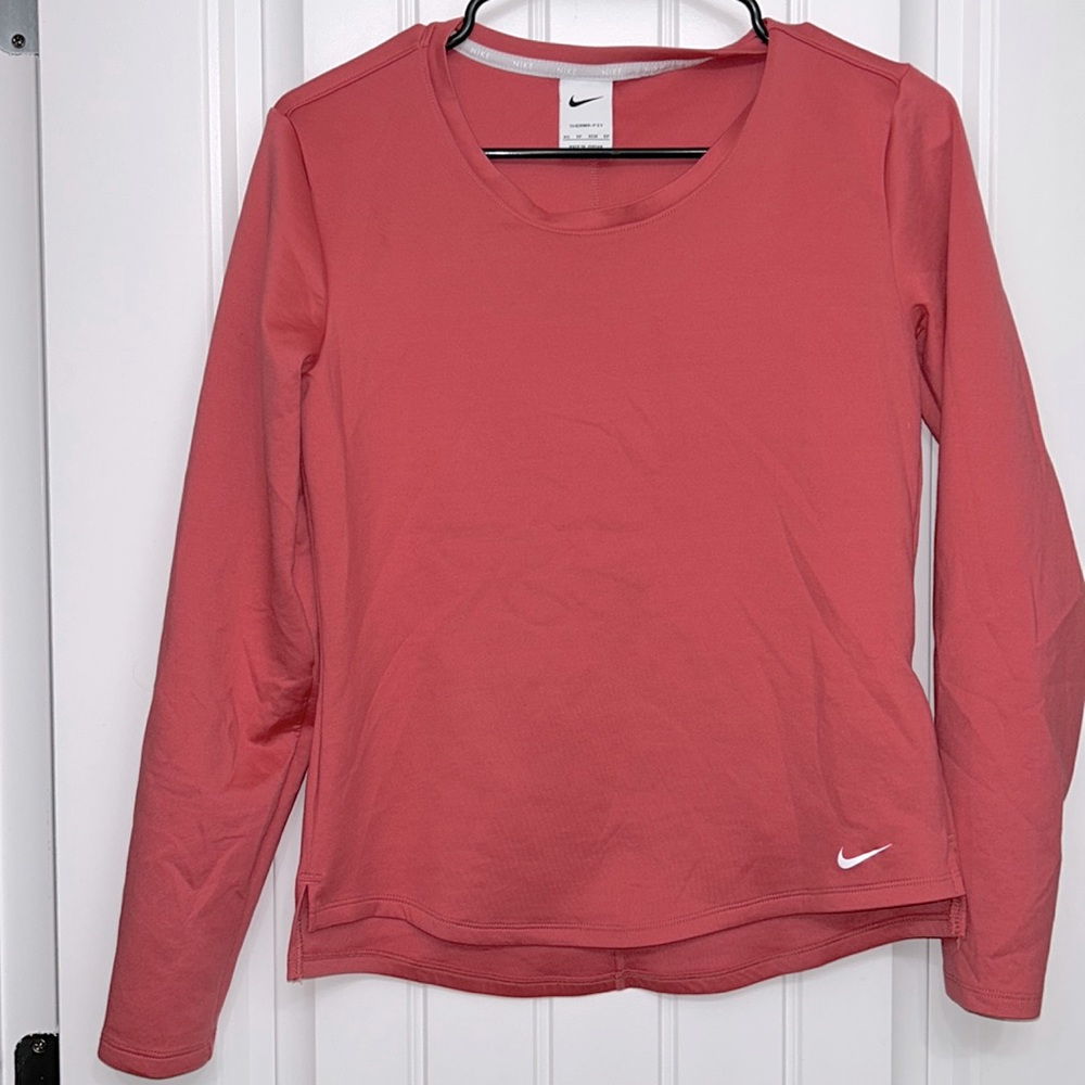 Nike therma-fit